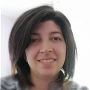 Doy clases particulares y a grupos de Italiano, Castellano y Català (soy Italiana nativa, licenciada en filología española y con nivel D de català